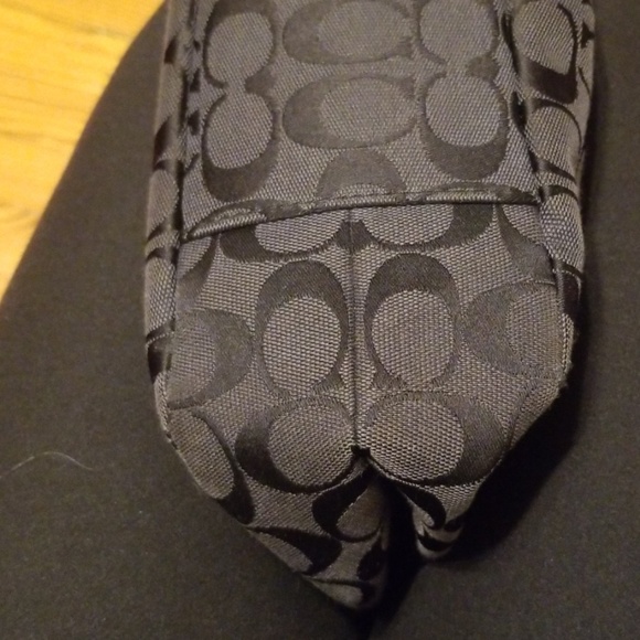 Coach purse - Picture 5 of 7